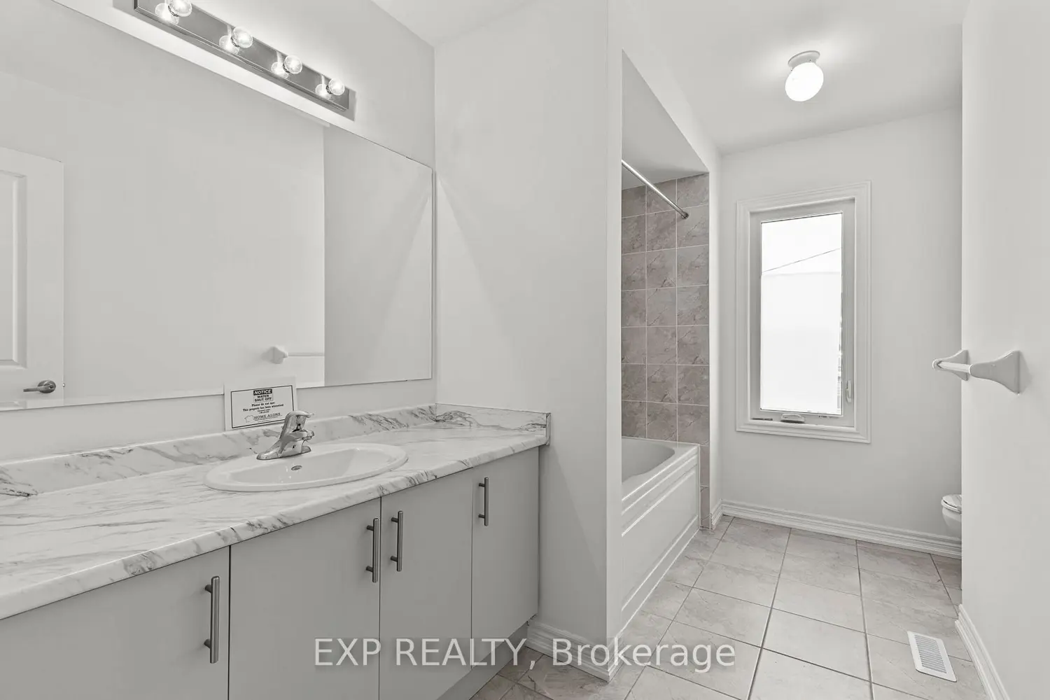 Additional image 11 of 52 Baycroft Boulevard