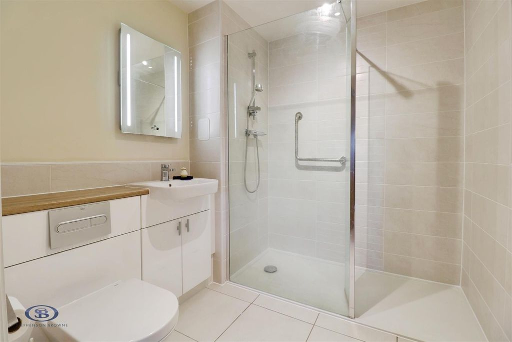 Additional image 8 of 2 bed flat for saleThe Oaks, Cedar Avenue, Alsager ST7