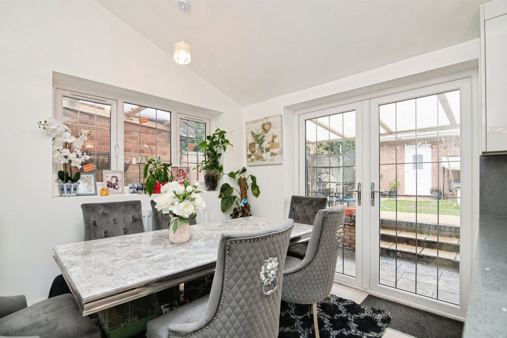 Additional image 9 of 4 bed semi-detached house for saleWooding Crescent, Tipton DY4