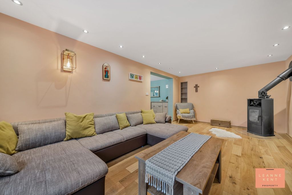 Additional image 10 of 5 bed detached house for saleChurch Street, Bedwas CF83