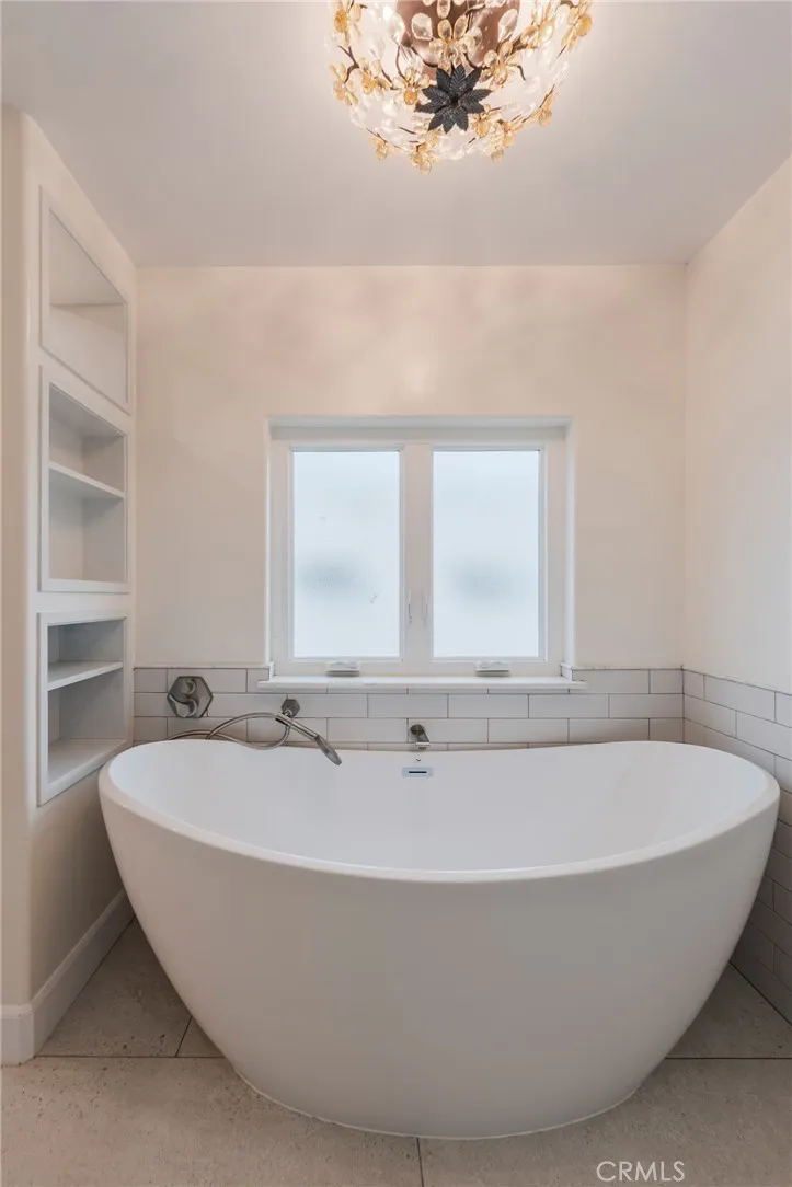 Additional image 73 of 1140 Laurel Ave, Manhattan Beach, CA 90266