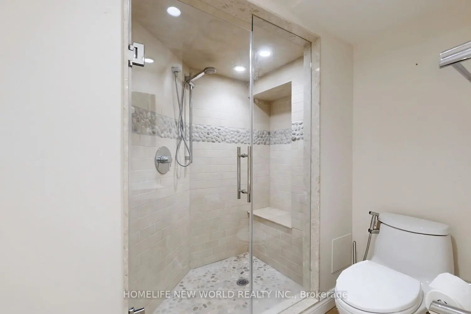 Additional image 18 of 33 Beatty Crescent