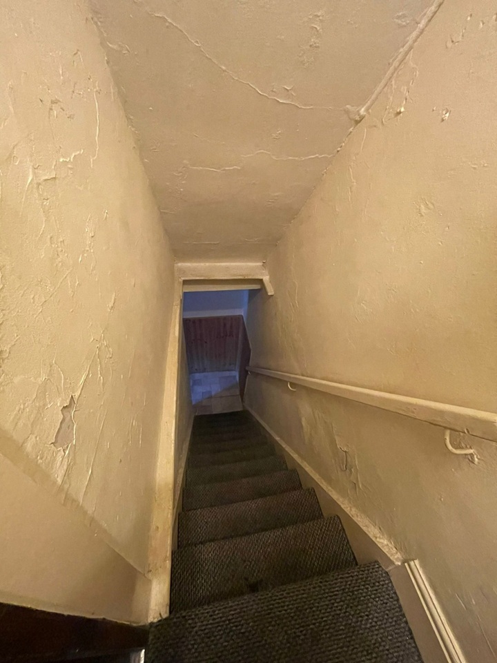 Additional image 10 of Room in a Shared House, Brudenell View, LS6, LS6 1HD