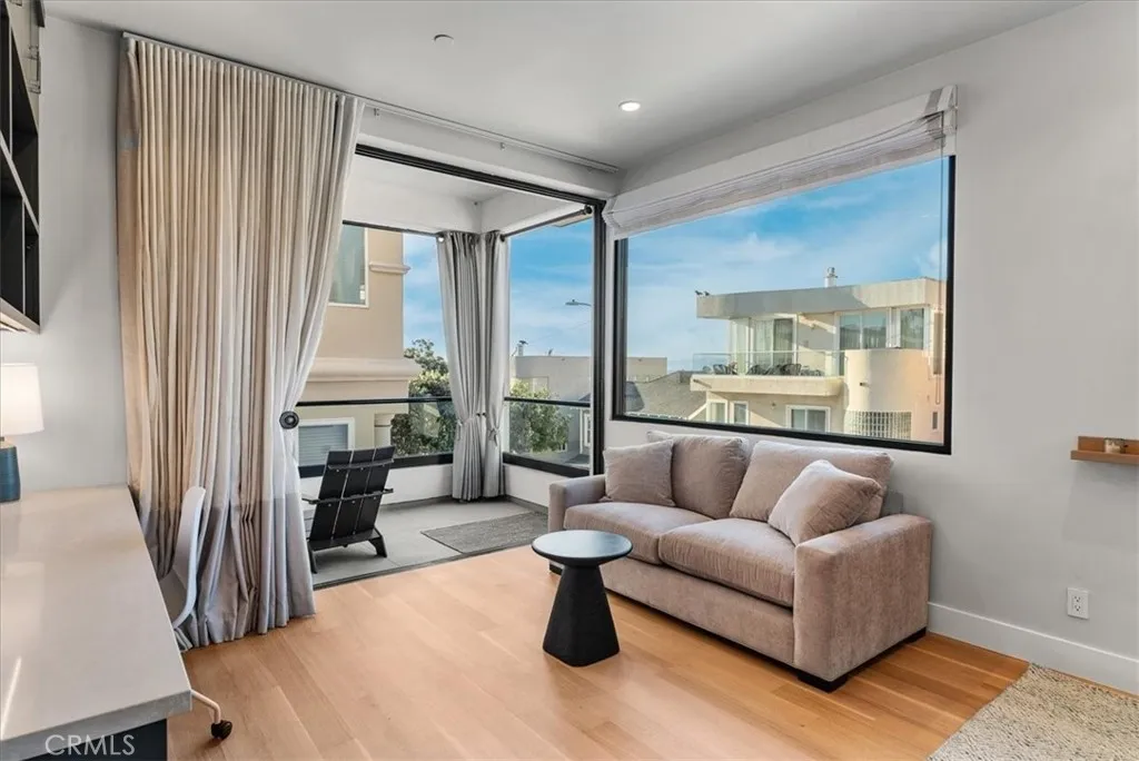 Additional image 56 of 228 38th St, Manhattan Beach, CA 90266