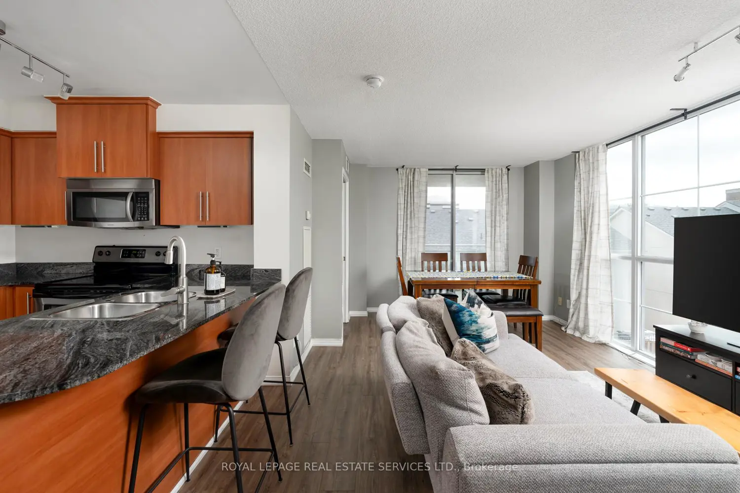 Additional image 2 of 8 Rosebank Drive 2E