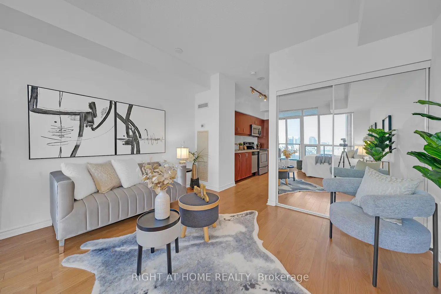 Additional image 10 of 2885 Bayview Avenue 1003