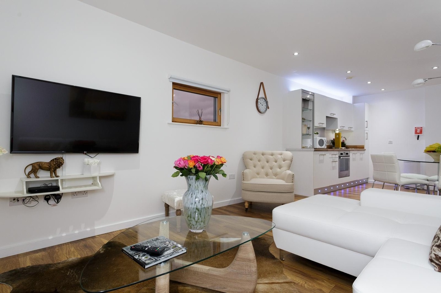 Additional image 4 of 2 Bed Penthouse, Gateway North, LS9, N1 7GU