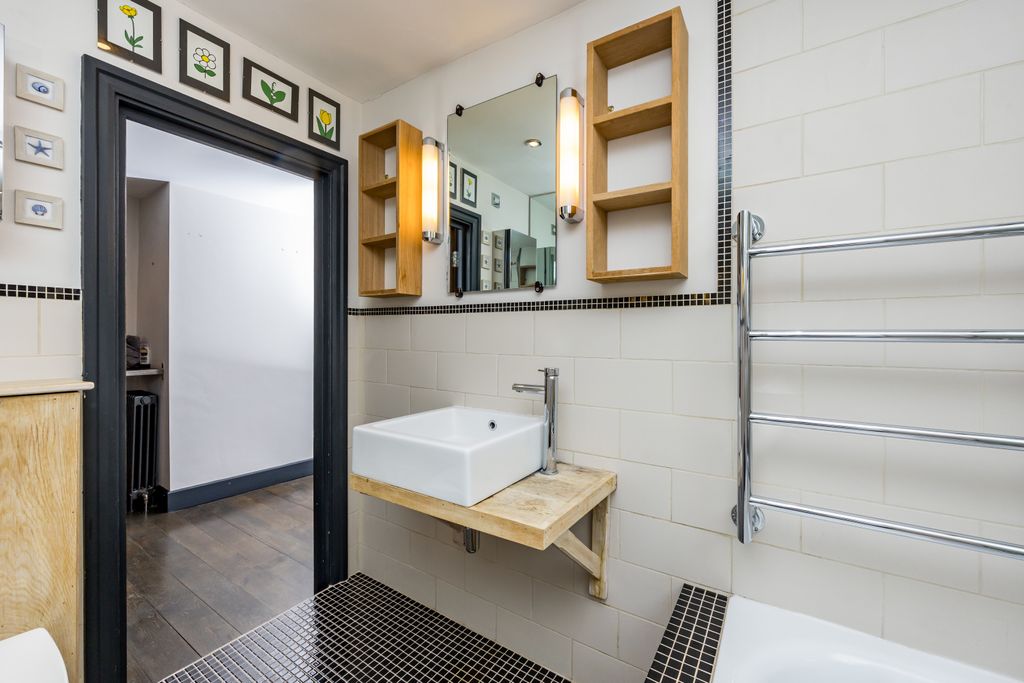 Additional image 11 of 3 bed maisonette for saleBrunswick Terrace, Hove BN3