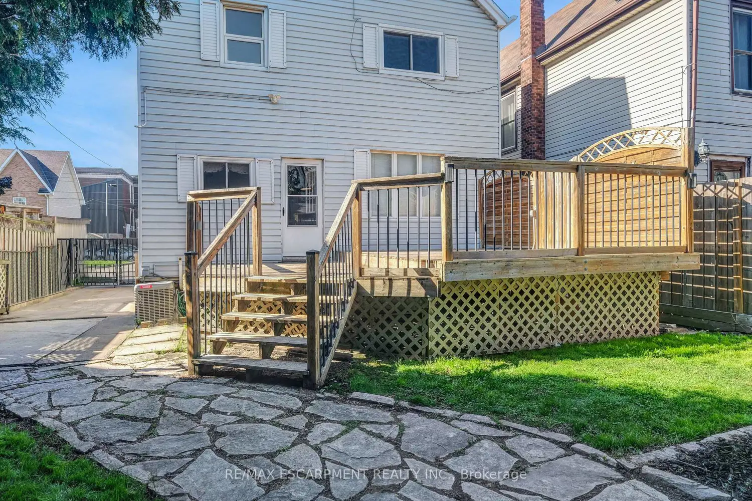 Additional image 11 of 14 Niagara Street