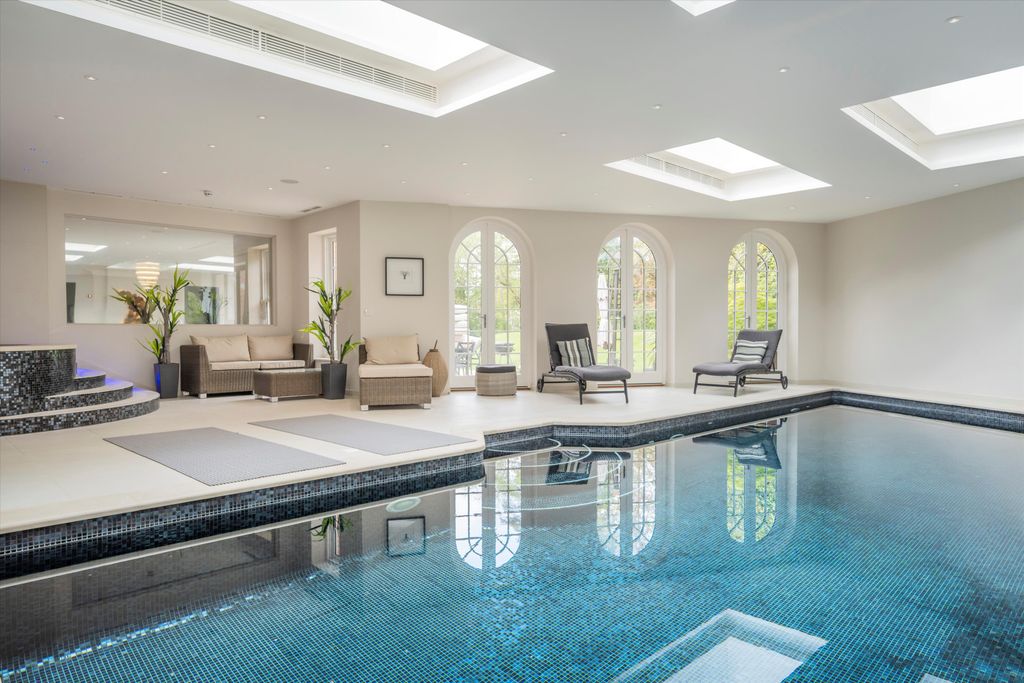 Additional image 13 of 7 bed detached house for saleGolf Club Road, St George's Hill, Weybridge, Surrey KT13