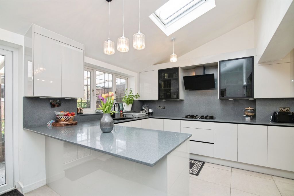 Additional image 6 of 4 bed semi-detached house for saleWooding Crescent, Tipton DY4