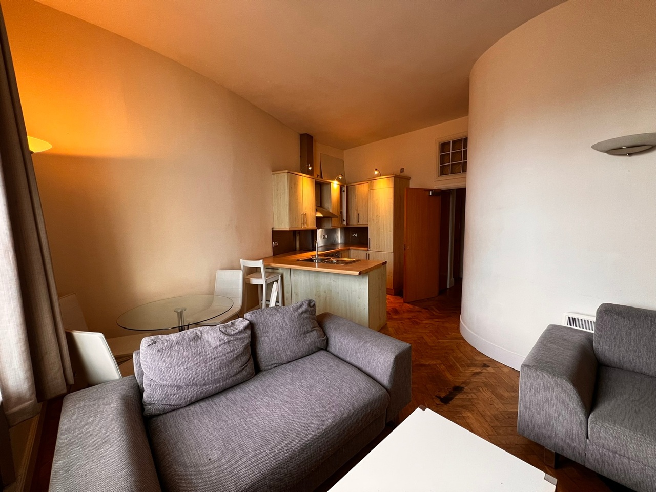 1 Bed Flat, Eastgate, LS2, N1 7GU