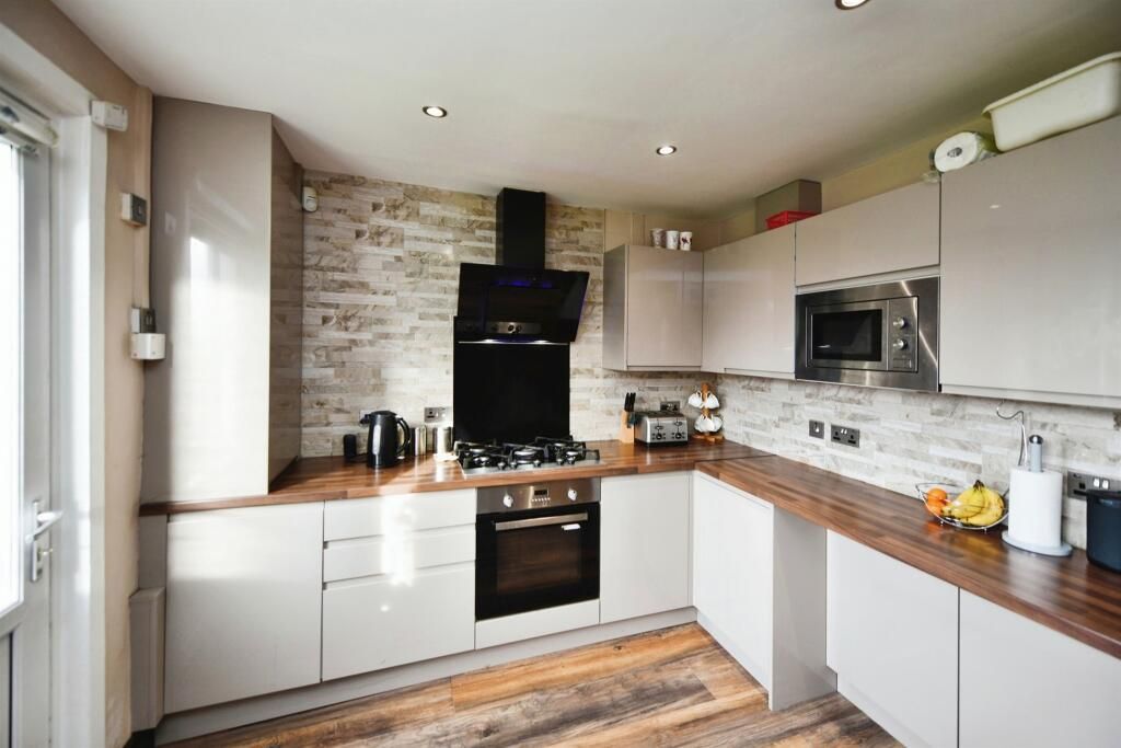 Additional image 4 of 2 bed flat for saleBonnyton Road, Kilmarnock KA1