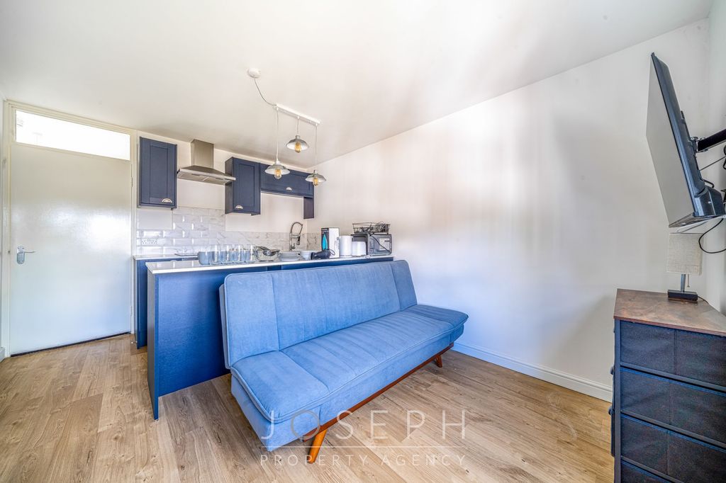 Additional image 11 of 26 bed property for saleLacey Street, Ipswich IP4