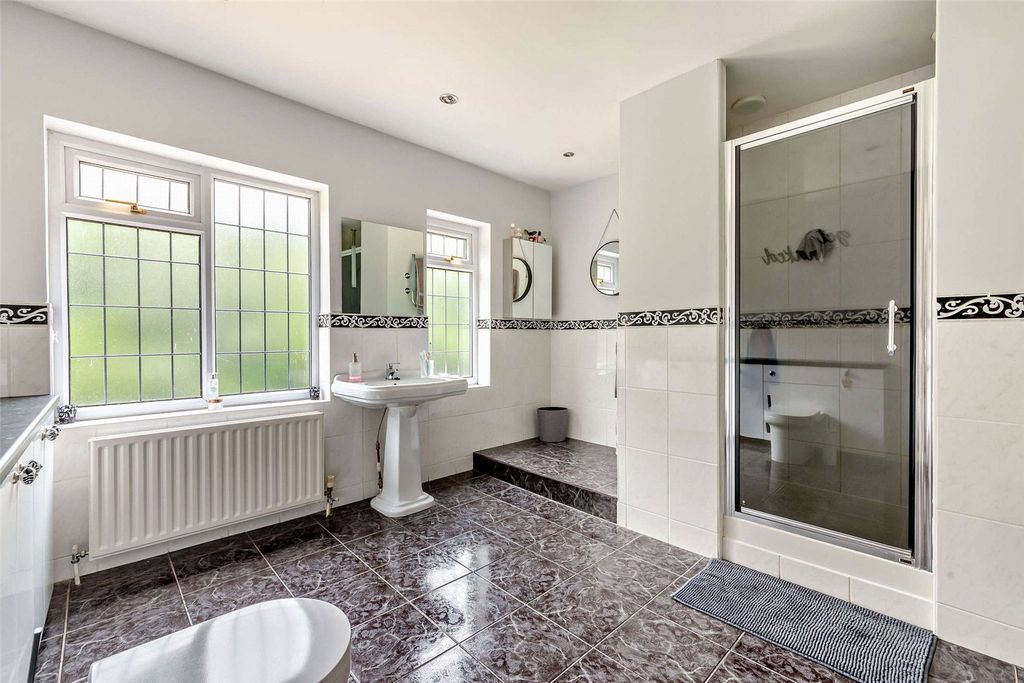 Additional image 21 of 6 bed detached house for saleChapel Row, Reading RG7