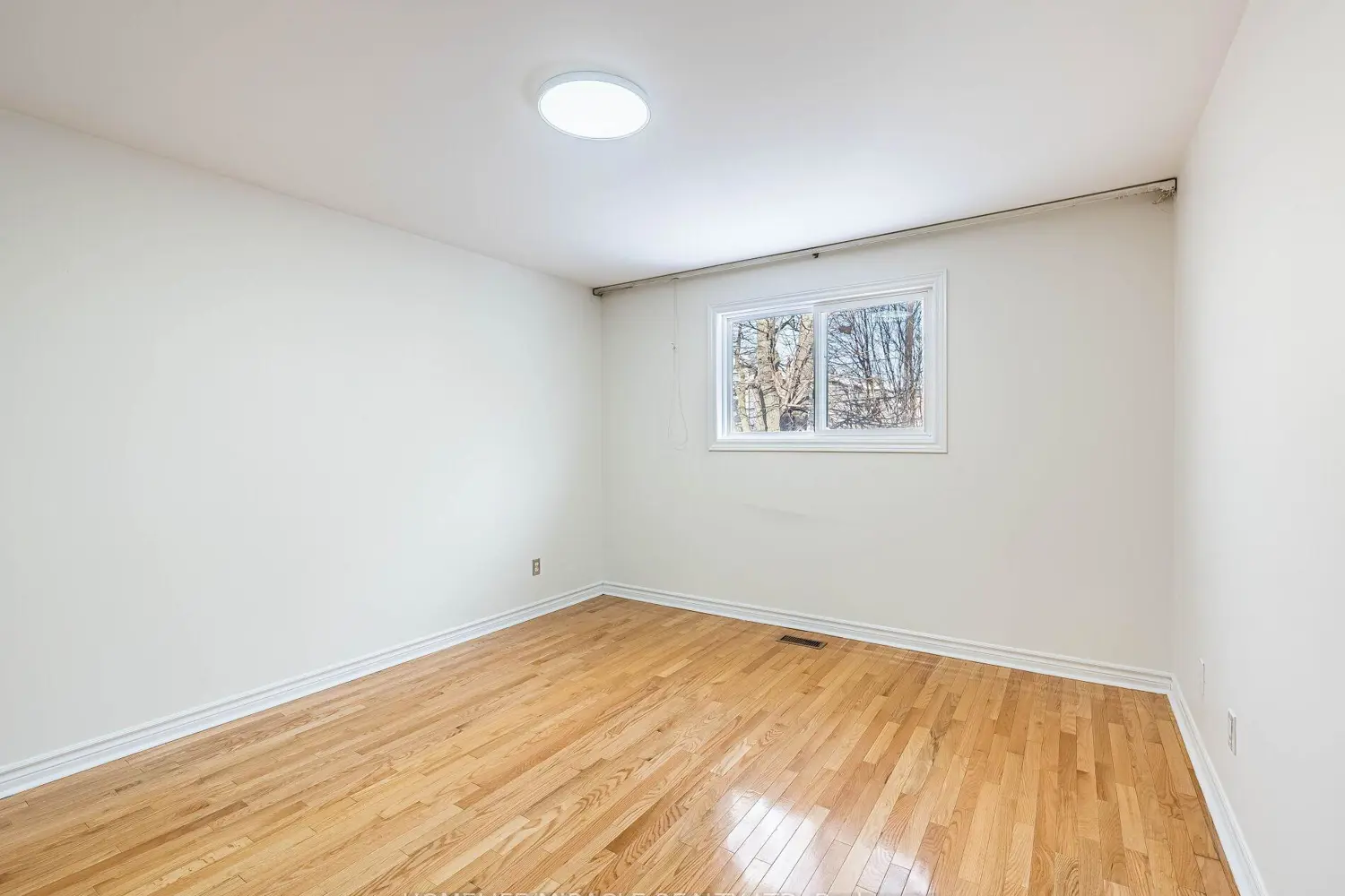 Additional image 6 of 209 Apache Trail