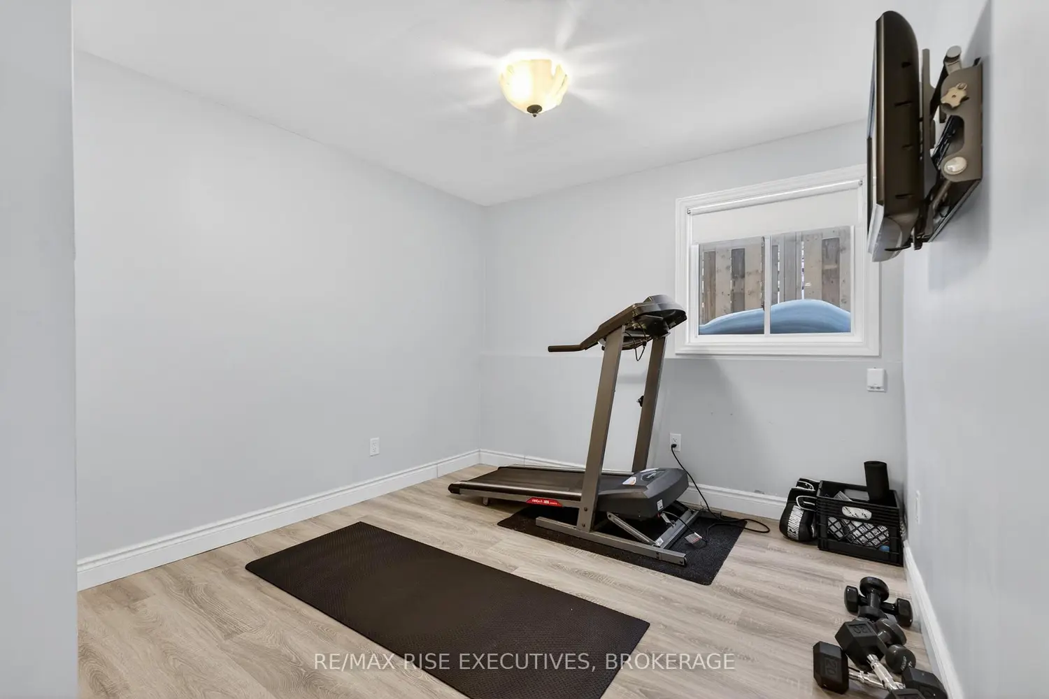 Additional image 13 of 1302 Montreal Street