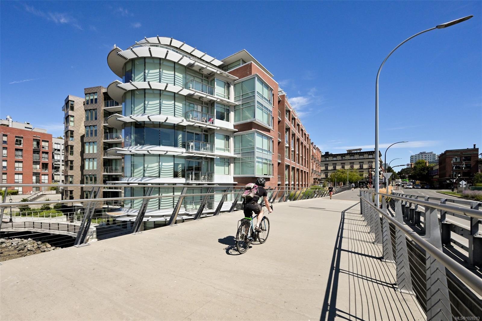 Additional image 4 of 213-456 Pandora Avenue, Victoria, BC, V8W 0E3