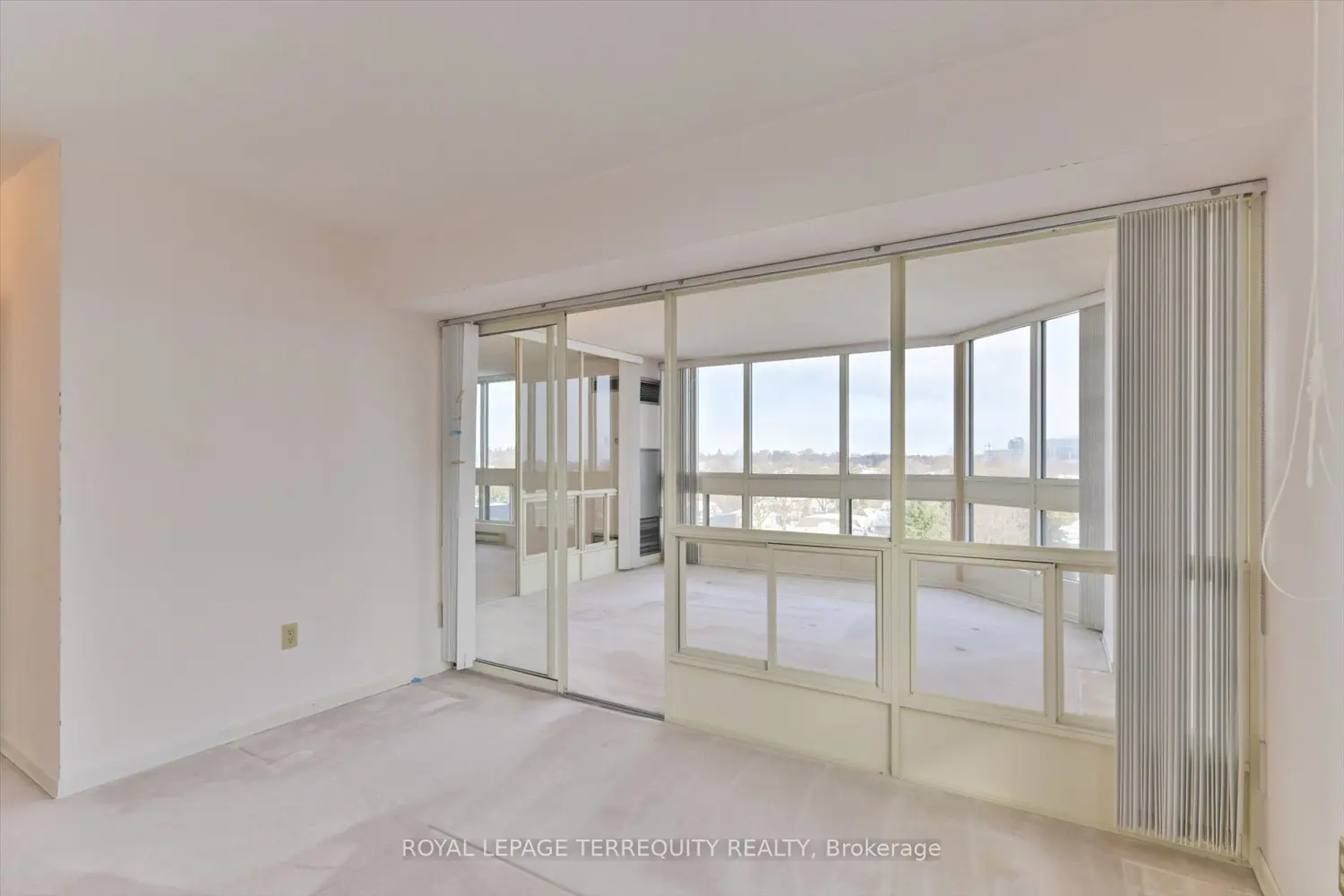 Additional image 18 of 5 Kenneth Avenue 907