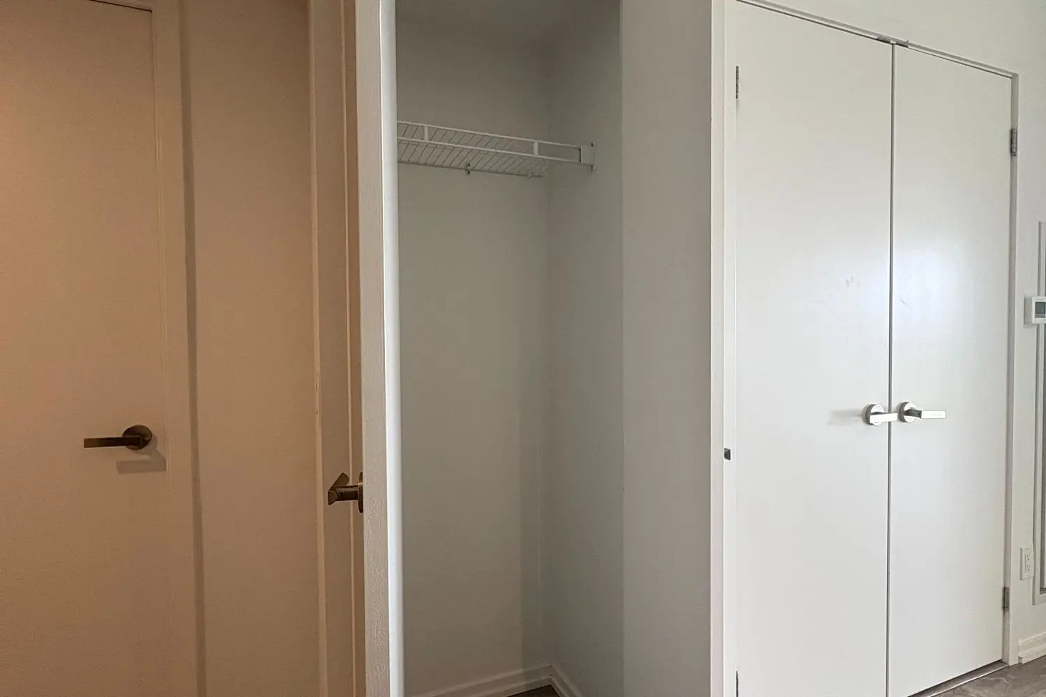 Additional image 10 of 8 Hillsdale Avenue 735