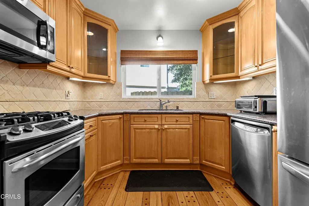 Additional image 11 of 3826 Dixie Canyon Avenue, Sherman Oaks, CA 91423