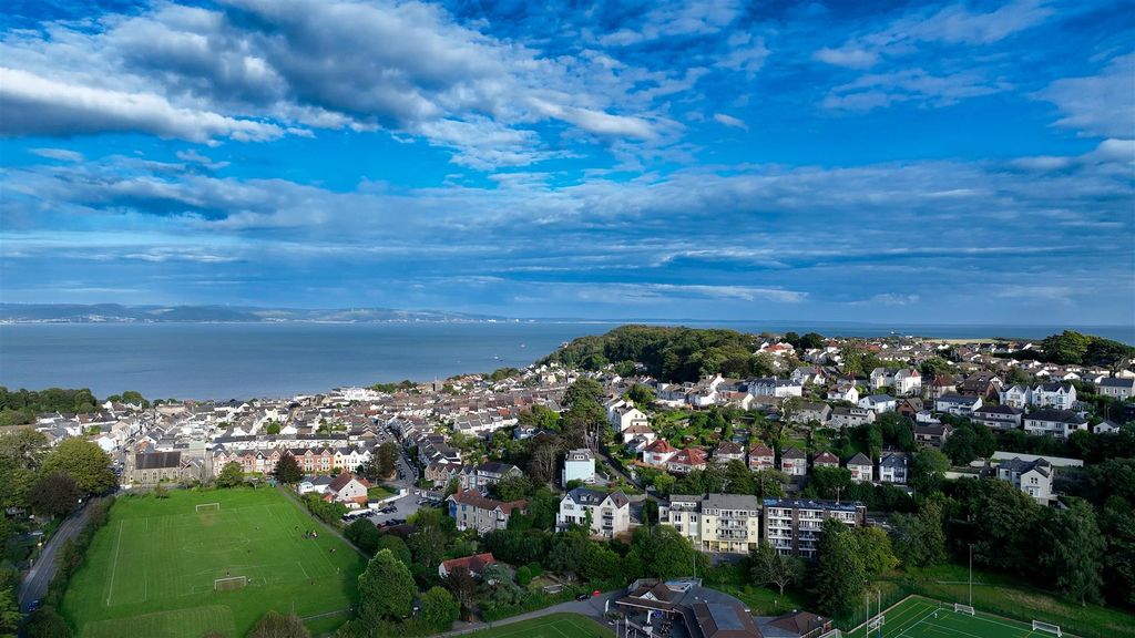 Additional image 3 of 2 bed flat for saleLangland Road, Mumbles SA3