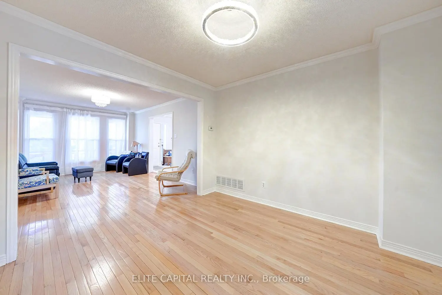Additional image 7 of 36 Ashcott Street, Toronto