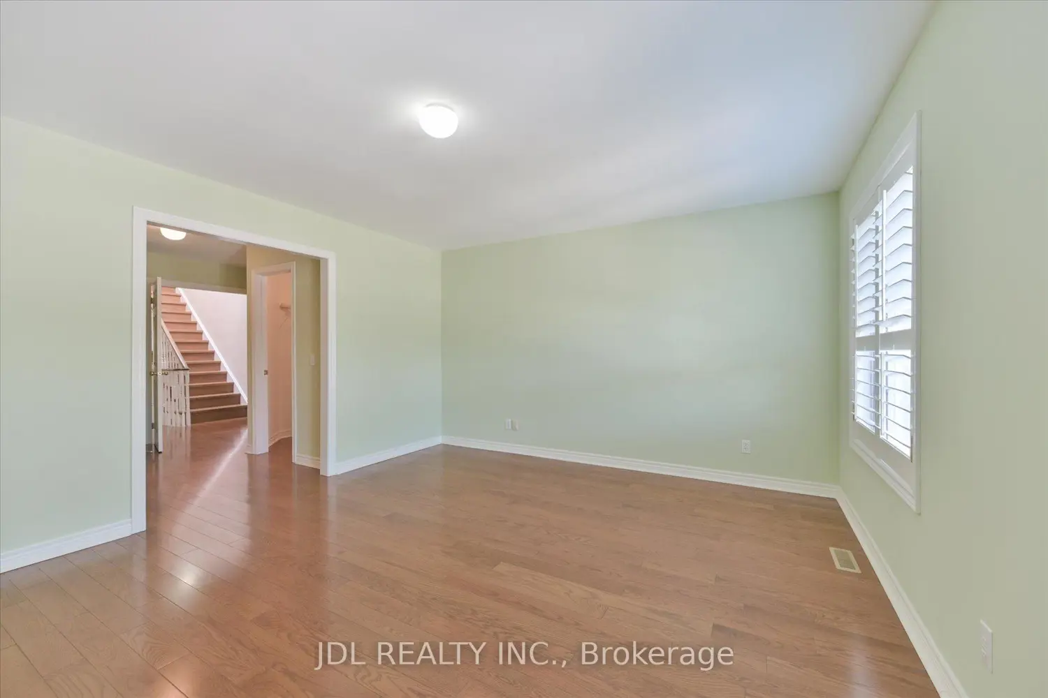 Additional image 11 of 3036 Bayview Avenue I