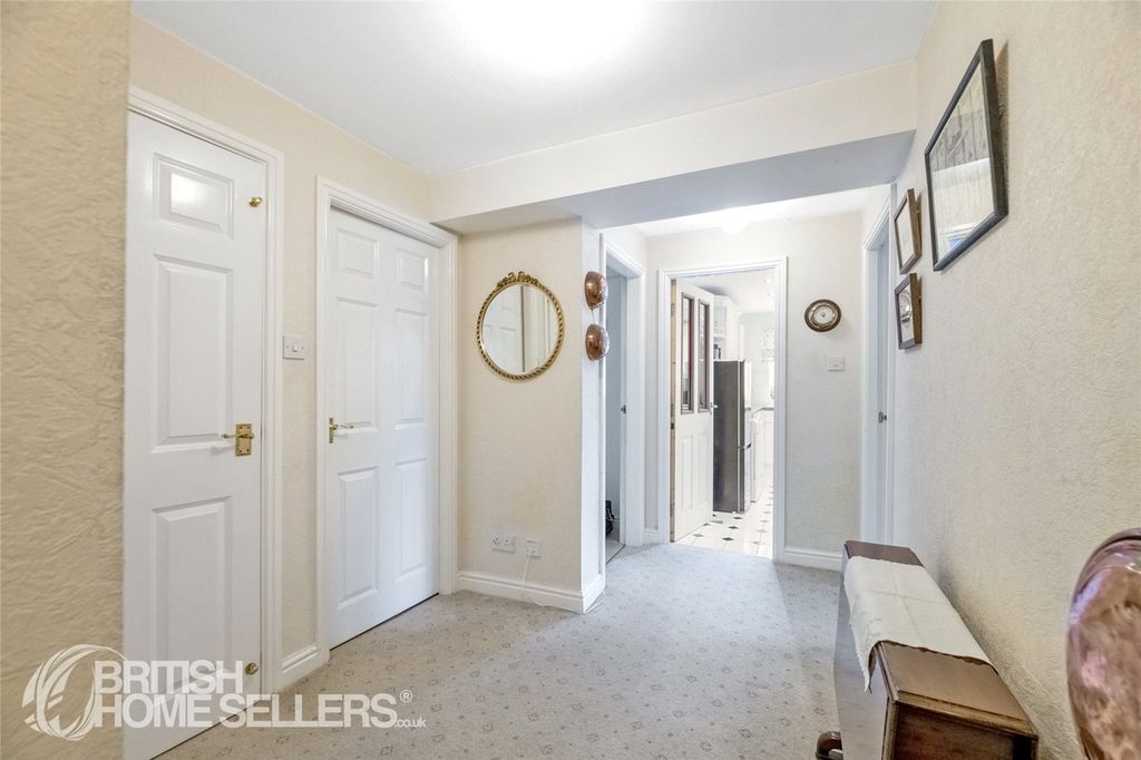 Additional image 4 of 2 bed flat for saleDeganwy Road, Deganwy, Conwy LL31