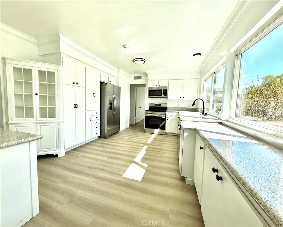 Additional image 55 of 17172 Apel Ln, Huntington Beach, CA 92649