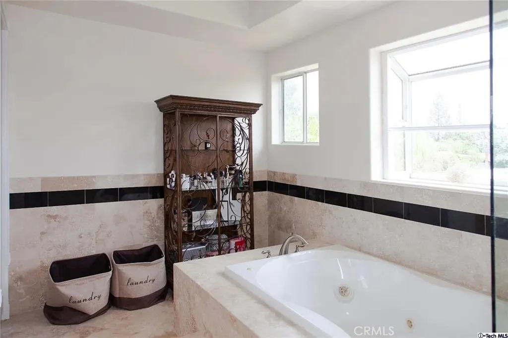 Additional image 69 of 10062 Valley Circle Boulevard, Chatsworth, CA 91311