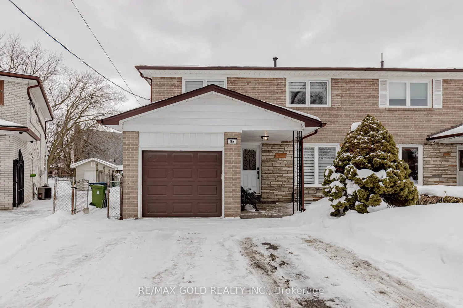 95 Fontainbleau Drive