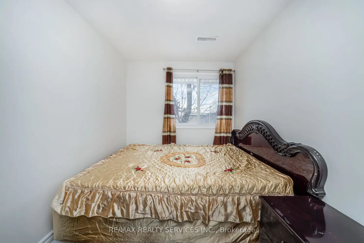 Additional image 7 of 11 Juliette Square