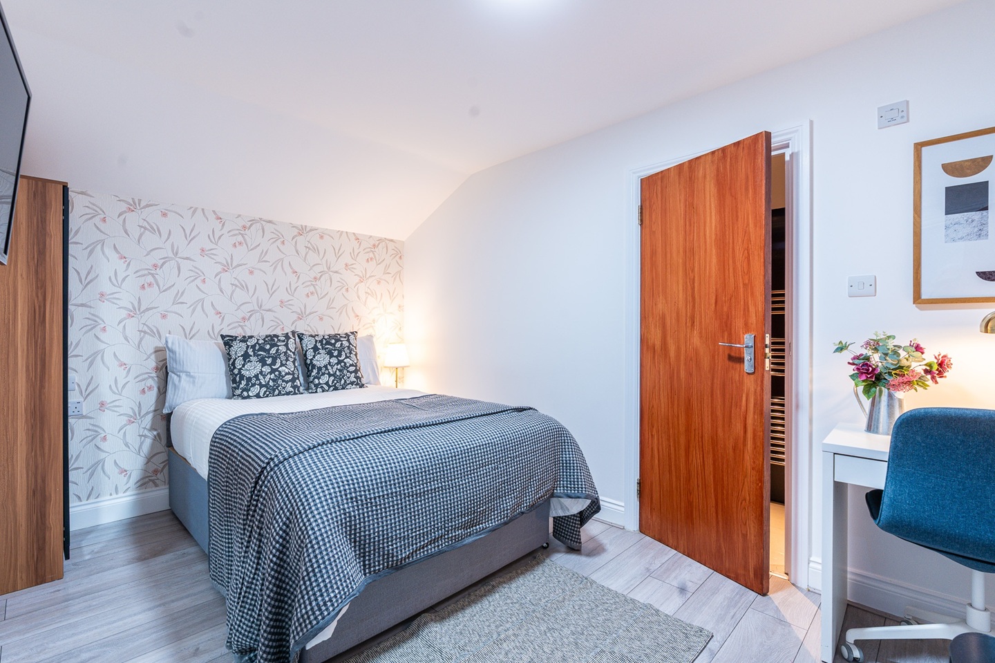 Additional image 17 of 3 Bed Flat, North End Road, W14, N1 7GU