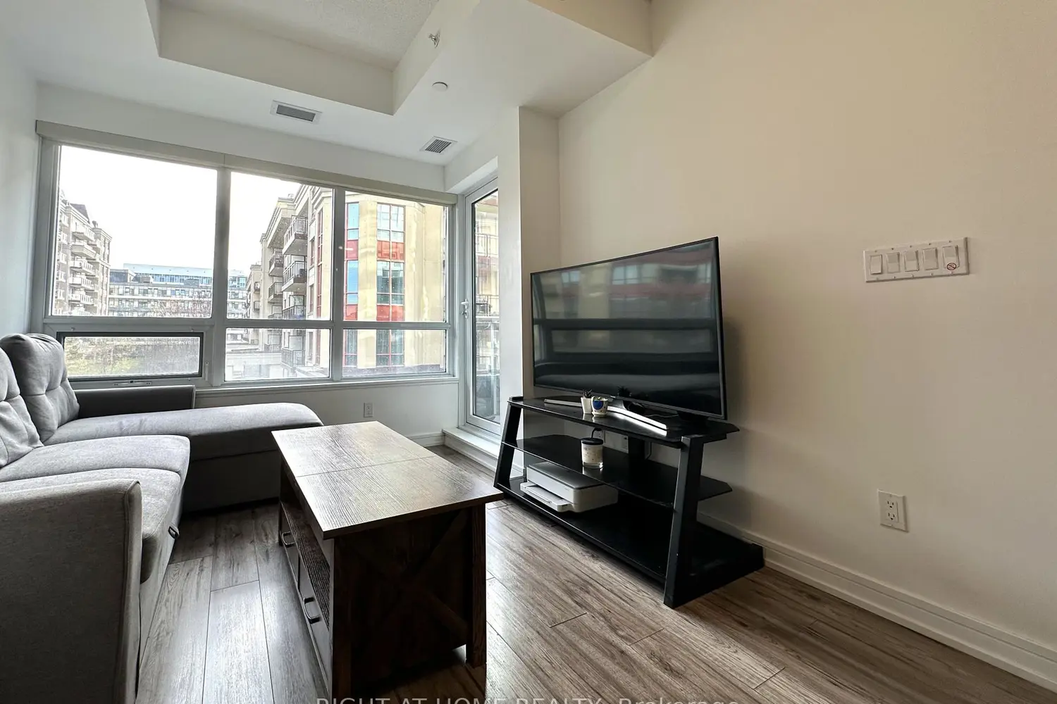 Additional image 8 of 621 Sheppard Avenue 321