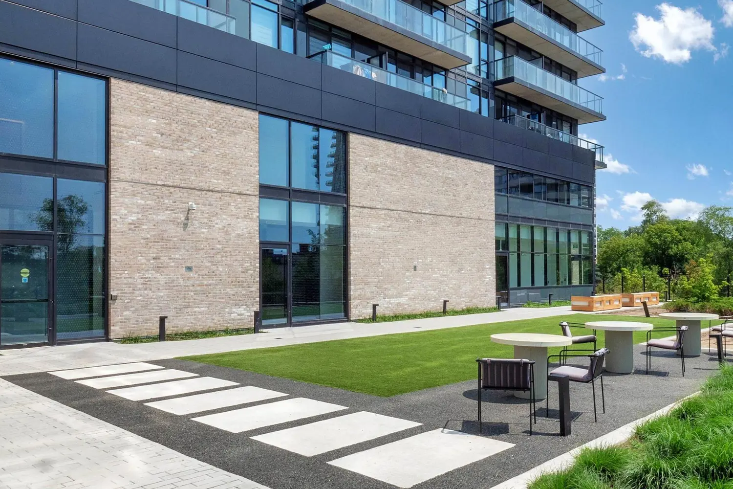 Additional image 20 of 86 Dundas Street 1103