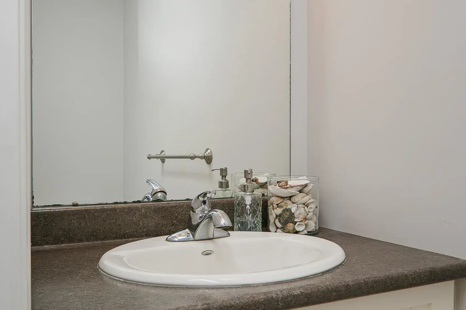 Additional image 7 of 14 Pier Drive