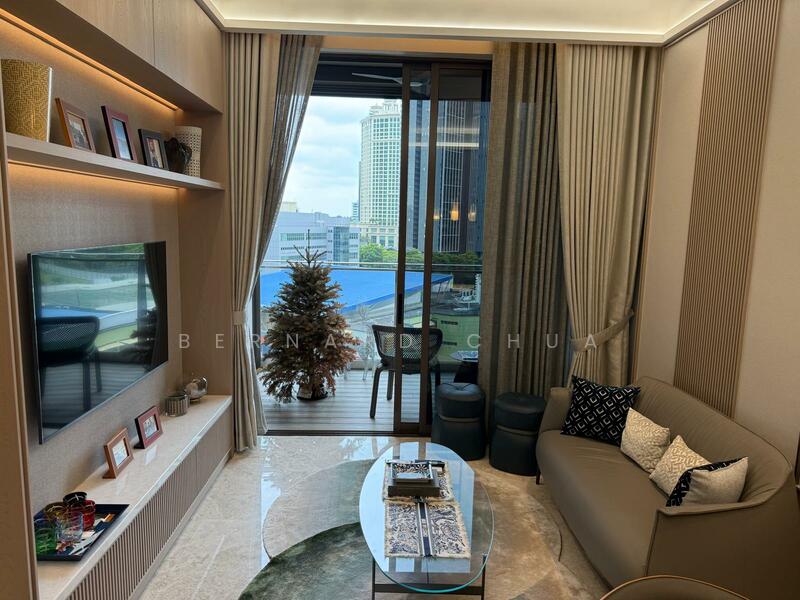 8 River Valley Close