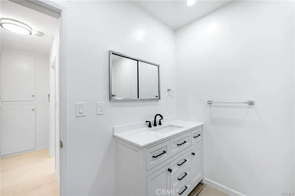 580 W Stocker Street Unit 6, Glendale, CA 91202