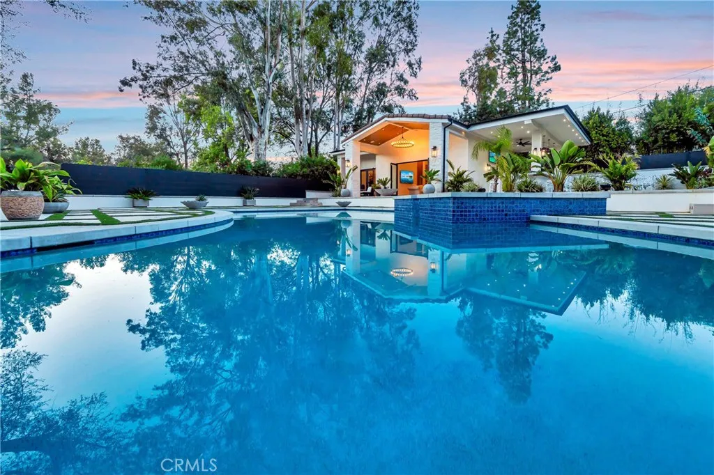 Additional image 49 of 19225 Rosita St, Tarzana, CA 91356