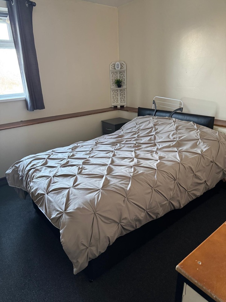 Additional image 2 of Room in a Shared Flat, Glebe Farm Road, B33, N1 7GU