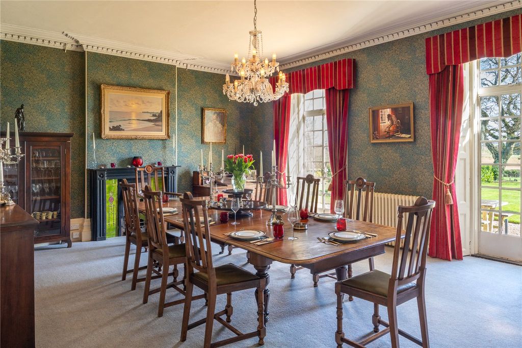 Additional image 7 of 7 bed detached house for salePeasemore, Newbury, Berkshire RG20