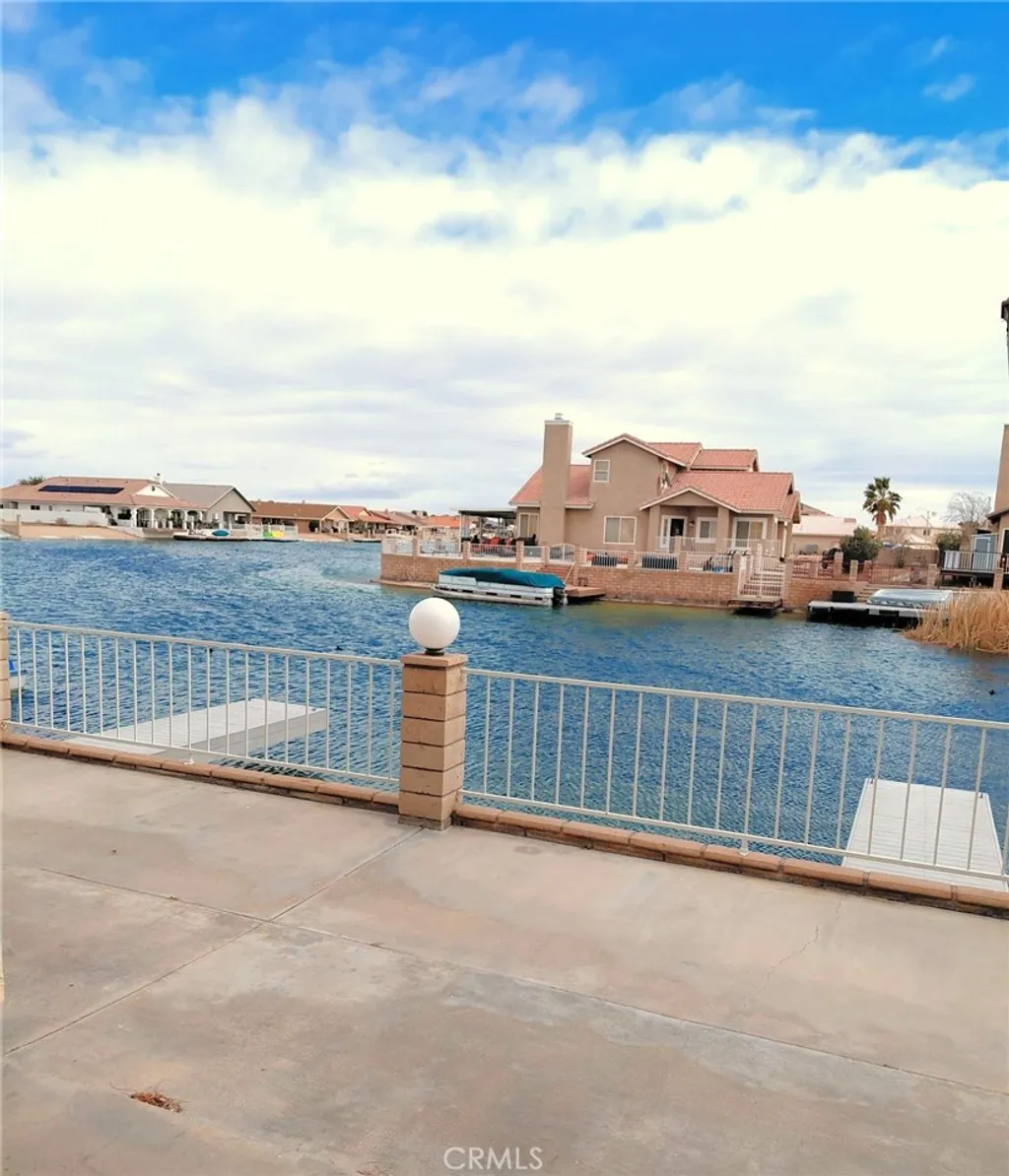 Additional image 2 of 11496 Nautical Ln Unit 30, Helendale, CA 92342