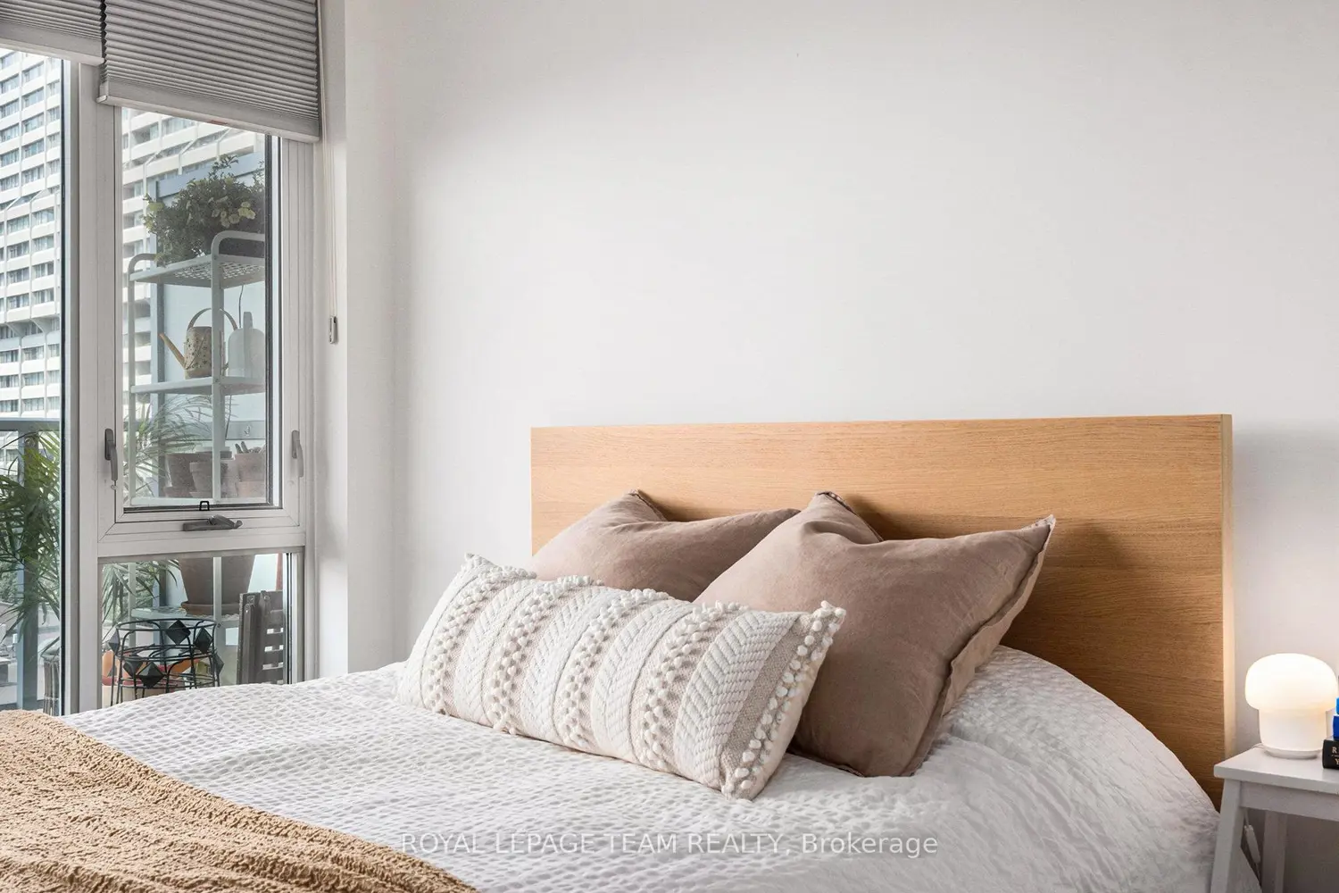 Additional image 10 of 255 Bay Street 714