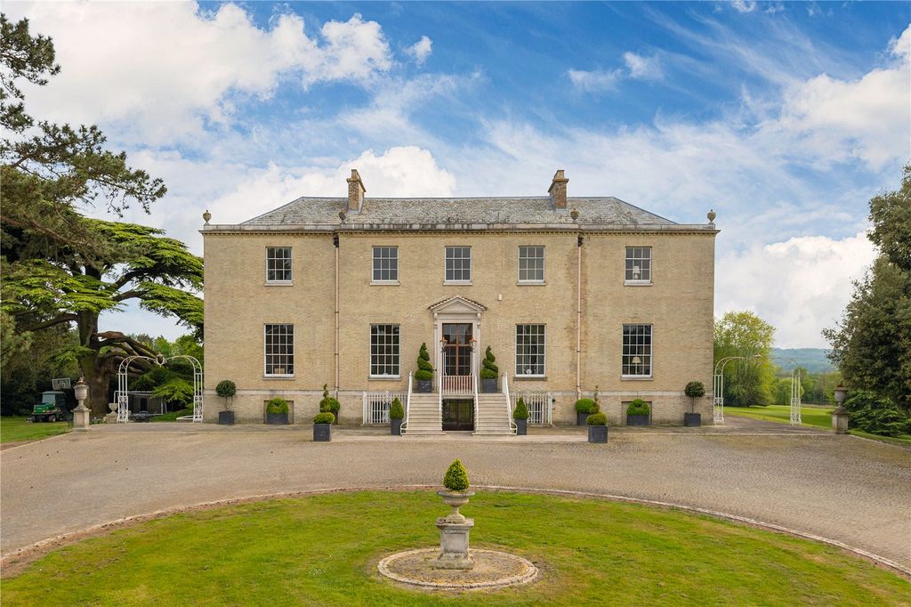 8 bed detached house for saleChurch Road, Hatfield Peverel, Chelmsford, Essex CM3