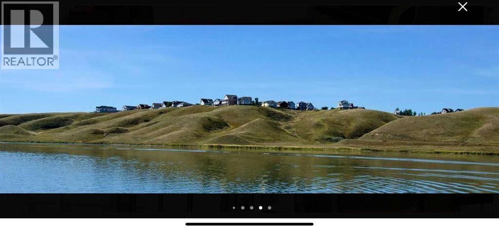 95 White Pelican Way