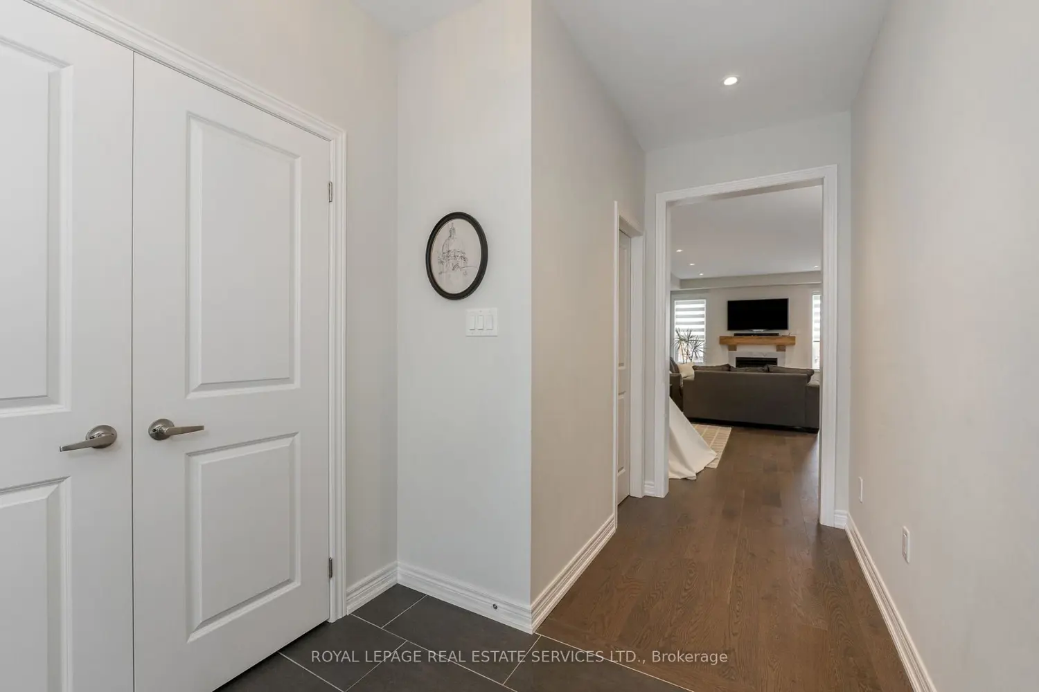 160 Drexler Avenue photo 2