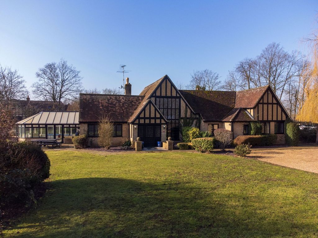 5 bed detached house for saleCrafton, Leighton Buzzard LU7