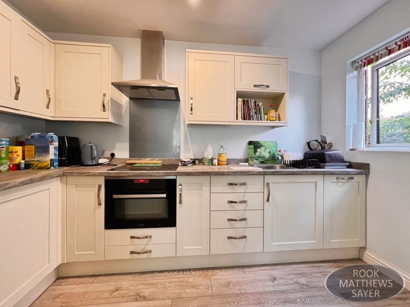 2 bed flat for saleAdderstone Crescent, Newcastle Upon Tyne NE2 photo 5