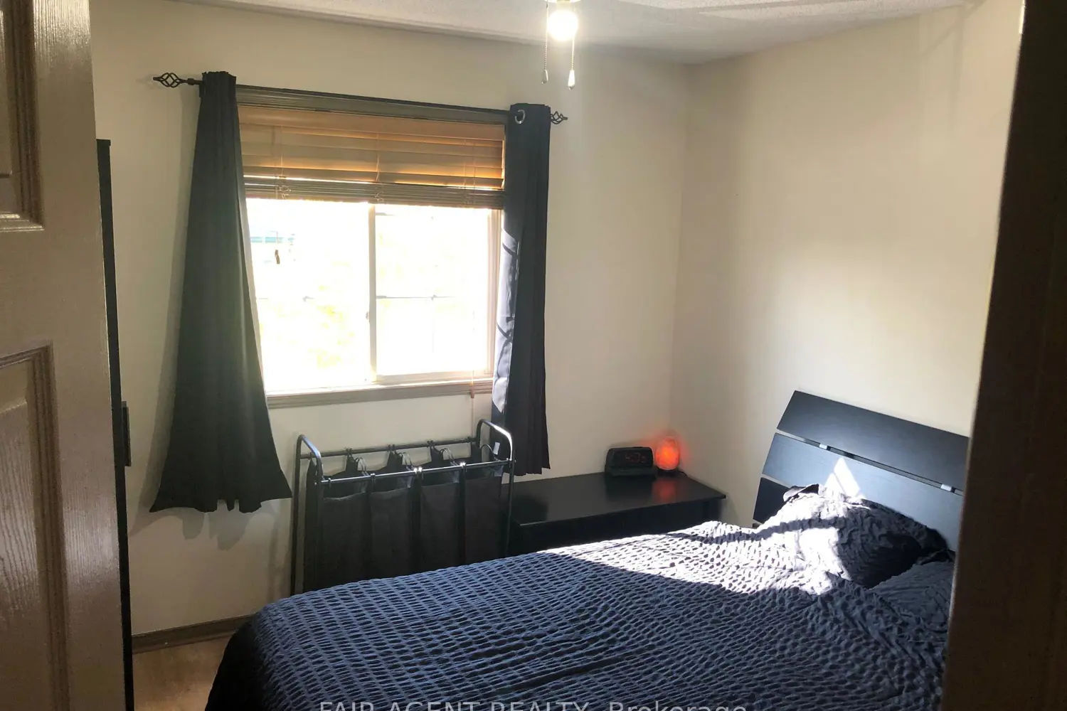 Additional image 11 of 562 Erinbrook Drive